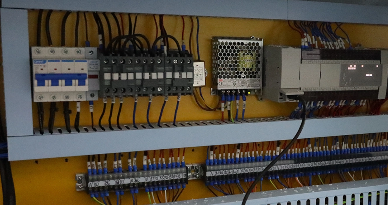 schneider contactor