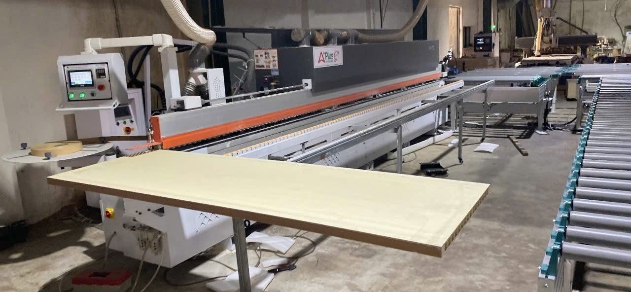 roller conveyor