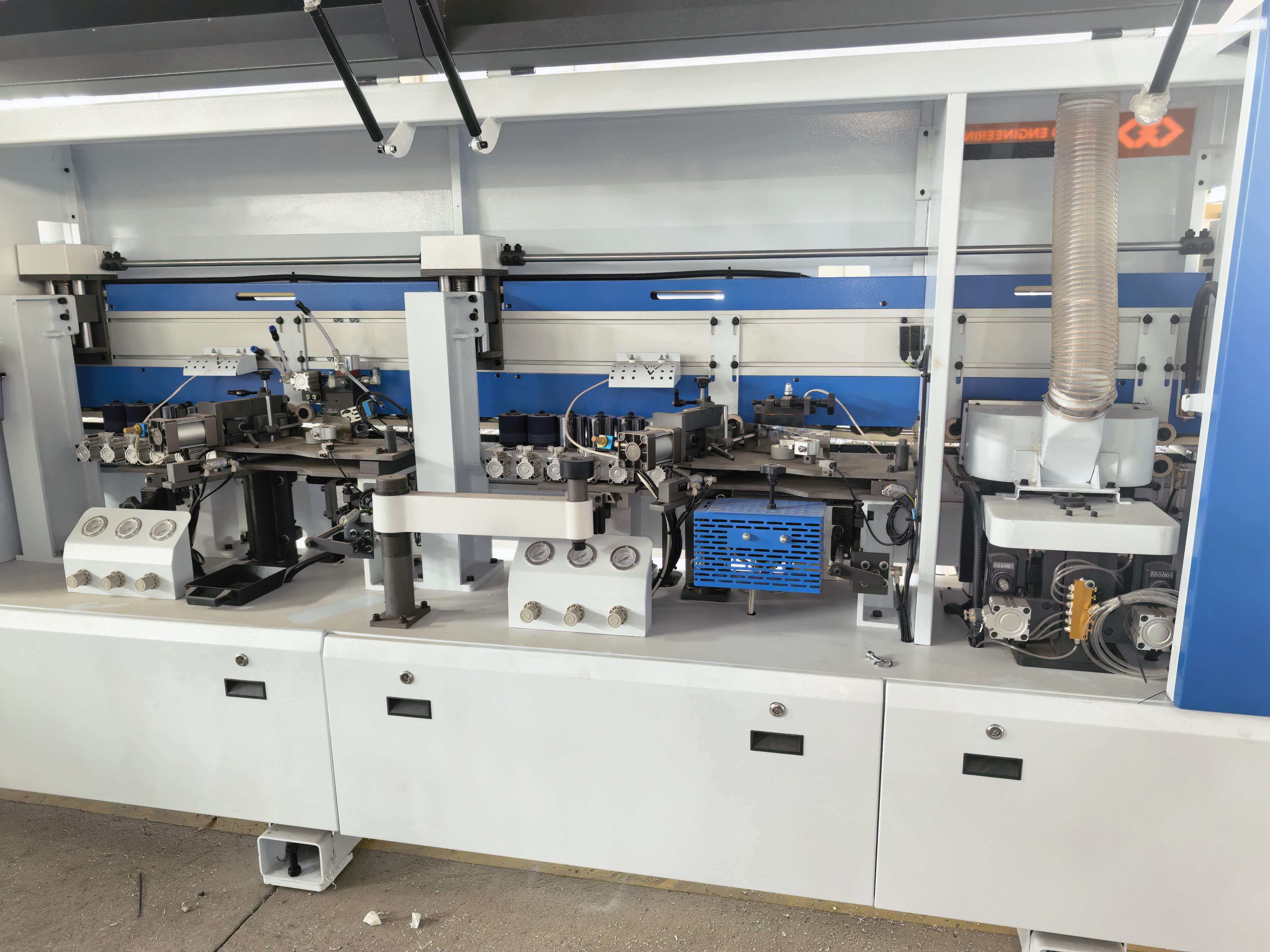 Double gluing tank